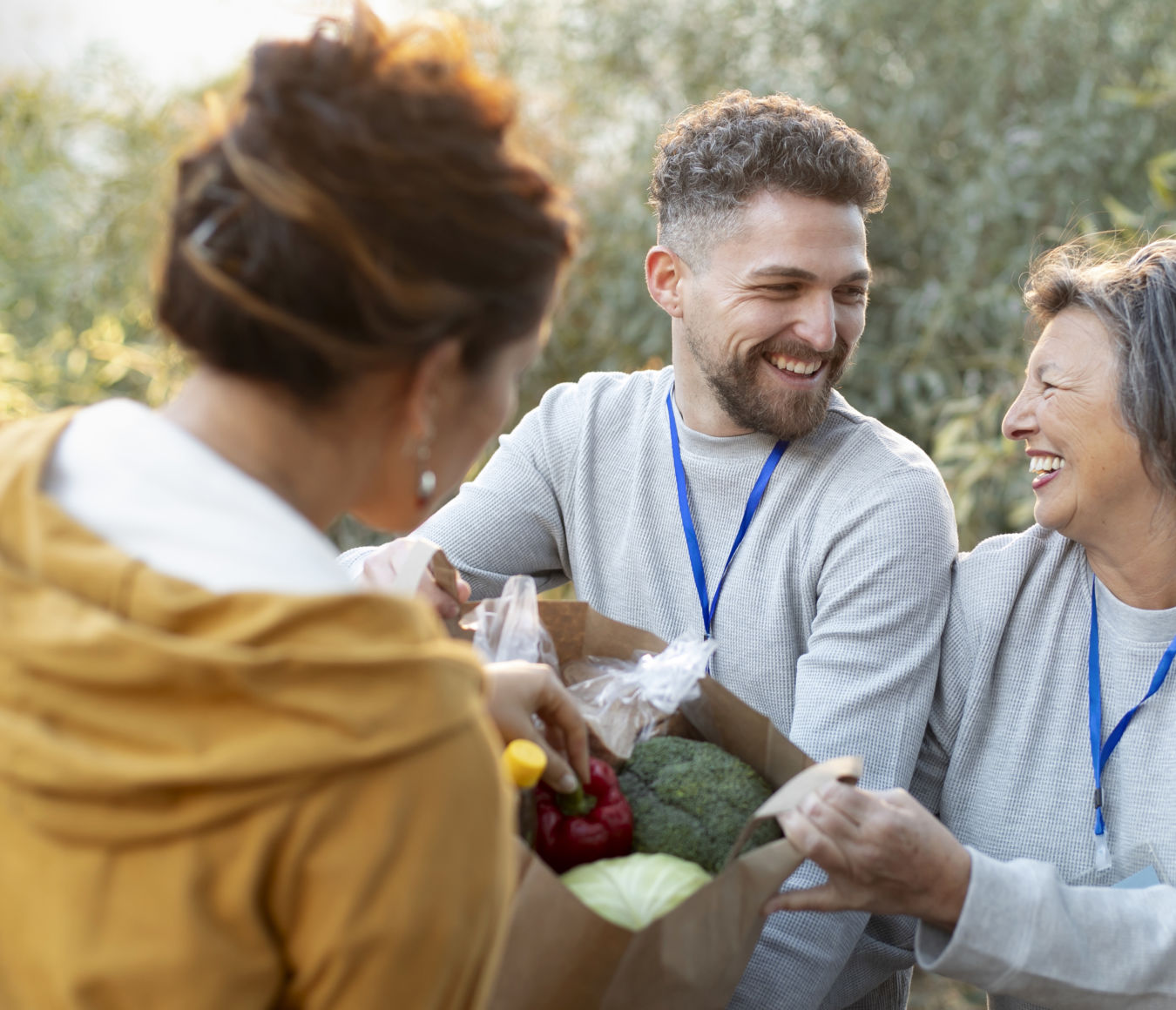 5 idées d'actions solidaires pour les organismes publics